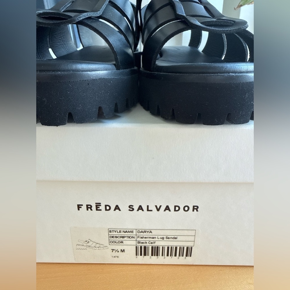 Freda Salvador Black Leather Darya Lug Sole Fisherman Sandals - Picture 3 of 7